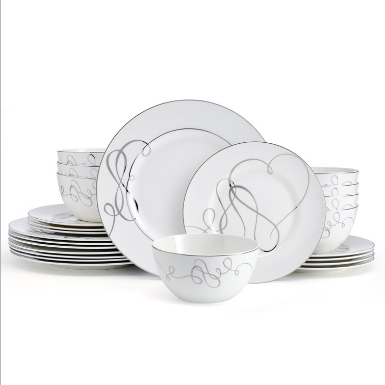 Dinner set service outlet for 8